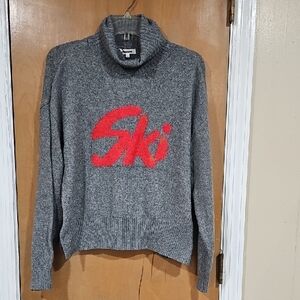 Cozy Gray Turtleneck Sweater with Red Ski Design
